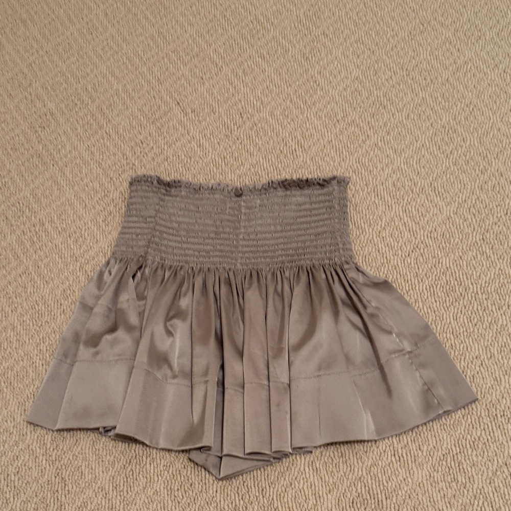NATURAL LIFE Smocked Mini Skirt in Light Gray